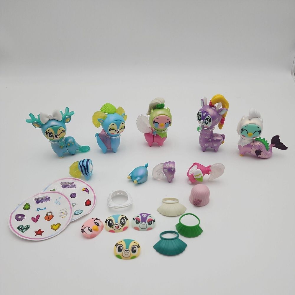 Snapsies Gems Series 1 Lot of 5- Figure with accessories